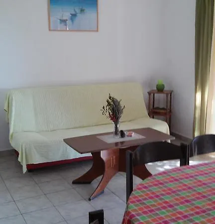Apartment Sweet Dreams Gdinj